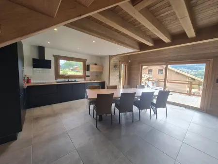 Chalet familial avec sauna et terrasse près du lac - Photo 6