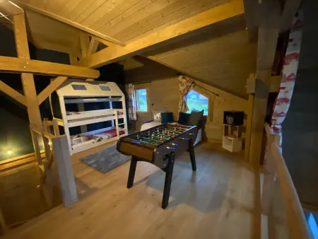 Chalet familial avec sauna et terrasse près du lac - Photo 16