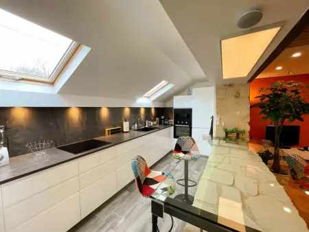 Gîte de charme avec piscine chauffée, clim et WiFi en Loire - Photo 4