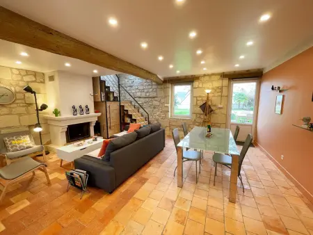 Gîte de charme avec piscine chauffée, clim et WiFi en Loire - Photo 8