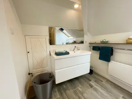 Gîte de charme avec piscine chauffée, clim et WiFi en Loire - Photo 24