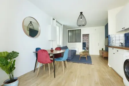 JEAN MOULIN, Appartement Centre d'Exposition - Photo 1