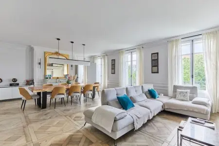 PEREIRE 58, Incroyable Appartement Etoile Porte Maillot - Photo 1