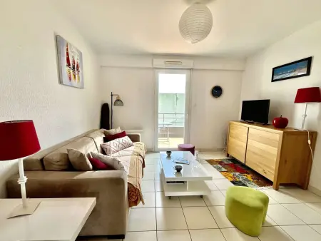 Appartement lumineux 2 pièces avec parking - 3* à Étel, proche plages - Photo 2