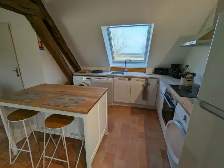 Gîte en forêt avec jardin, terrasse et parking près de la Loire - Photo 7