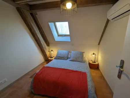 Gîte en forêt avec jardin, terrasse et parking près de la Loire - Photo 8