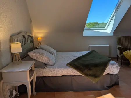 Gîte en forêt avec jardin, terrasse et parking près de la Loire - Photo 14