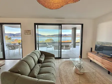 Appartement à Porticcio, Terrasse Spacieuse et Parking - Photo 2