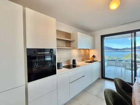 Appartement à Porticcio, Terrasse Spacieuse et Parking - Photo 12