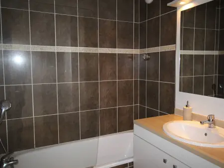 T3 Sud avec balcon, piscine, parking, animaux ok et wifi - Photo 9