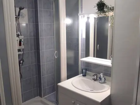 Appartement Type 2 au Centre de Cauterets, 2/4 Pers. - Photo 4