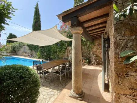 Villa avec Piscine Privée et Terrasse à Begur, au Calme - Photo 4