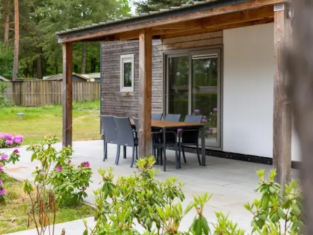 Woodlodge XL 588, Chalet spacieux dans le parc avec piscine - Photo 1