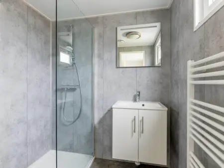 Woodlodge XL 588, Chalet spacieux dans le parc avec piscine - Photo 15