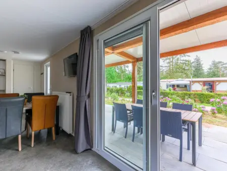 Woodlodge XL 588, Chalet spacieux dans le parc avec piscine - Photo 17