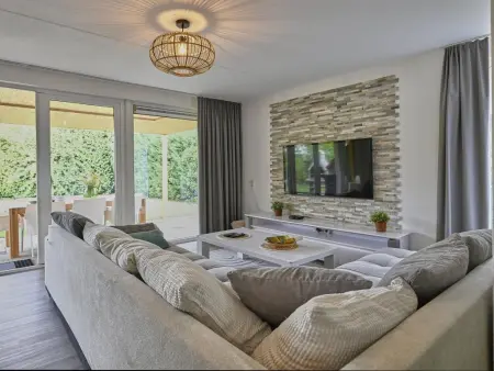 Villa Christina, Maison de vacances confortable dans un beau parc - Photo 11