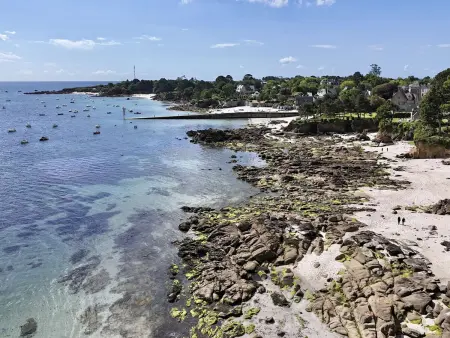 Maison rénovée à Fouesnant, proche plages, jardin et terrasse - Photo 22