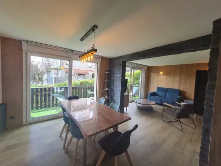 Gîte spacieux à Gérardmer avec vue sur lac, 3 chambres, Wi-Fi et parking - Photo 4