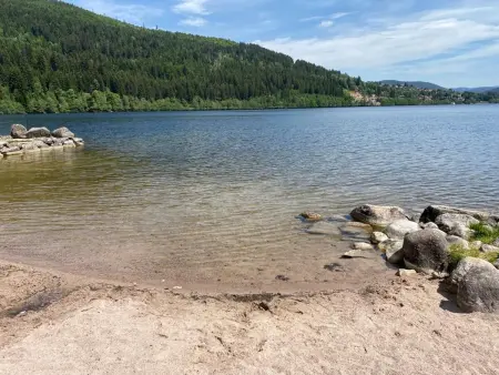 Gîte spacieux à Gérardmer avec vue sur lac, 3 chambres, Wi-Fi et parking - Photo 26