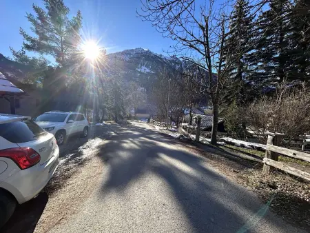 Charmant T2 cabine avec jardin et parking près de Serre Chevalier - Photo 17