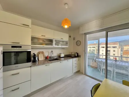 Appartement central avec terrasse ensoleillée à Propriano - Photo 8