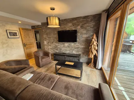 Bel appartement moderne, 8 pers, près pistes, balcon sud - Photo 2