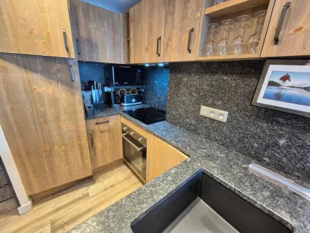 Bel appartement moderne, 8 pers, près pistes, balcon sud - Photo 12