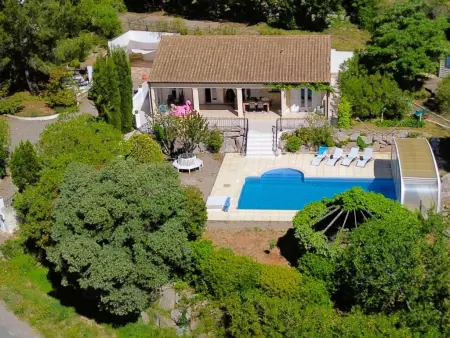 Les Hirondelles, Belle villa privée avec grande piscine - Photo 4