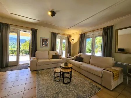 Les Hirondelles, Belle villa privée avec grande piscine - Photo 6