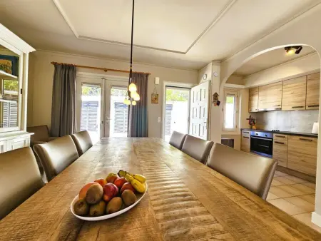 Les Hirondelles, Belle villa privée avec grande piscine - Photo 26