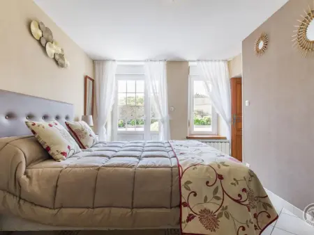 Maison Normande Confortable avec Terrasse et Parking Privé à Gatteville - Photo 8