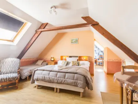 Maison Normande Confortable avec Terrasse et Parking Privé à Gatteville - Photo 10