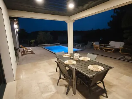 Villa moderne avec piscine privée, climatisée, proche centre Vallon Pont d'Arc - Photo 17