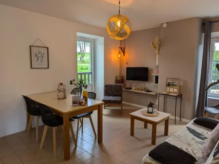 Gîte au Bord de la Rivière avec Terrasse, Internet et Jardin - Photo 9