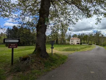 Gîte au Bord de la Rivière avec Terrasse, Internet et Jardin - Photo 28