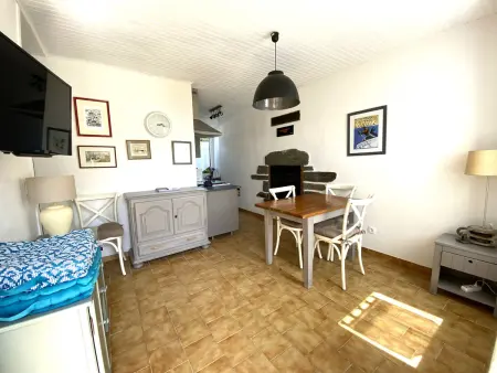 Maison ancienne charmante avec jardin, proche du port de Groix - Photo 1