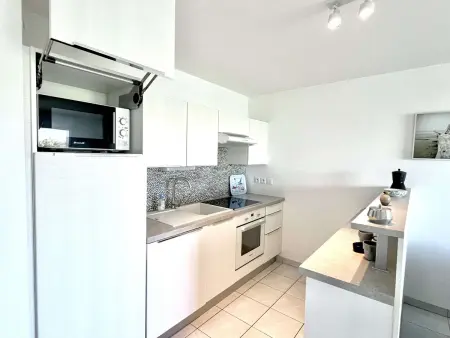 Appartement moderne 2 pièces avec vue mer et parking à Étel - Photo 4