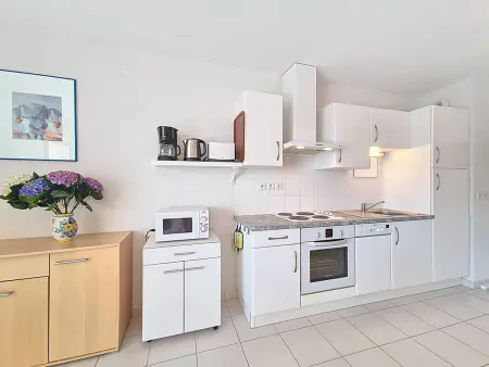 Appartement moderne 2P lumineux à Étel avec parking - Photo 8
