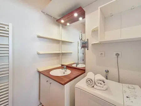 Appartement moderne 2P lumineux à Étel avec parking - Photo 12