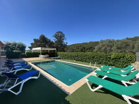 Villa à Tamariu avec Piscine et Solarium, Proche de la Plage - Photo 1