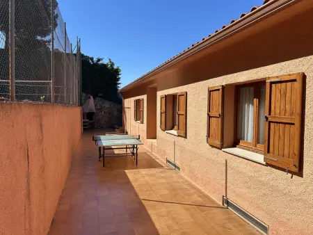 Villa à Tamariu avec Piscine et Solarium, Proche de la Plage - Photo 5