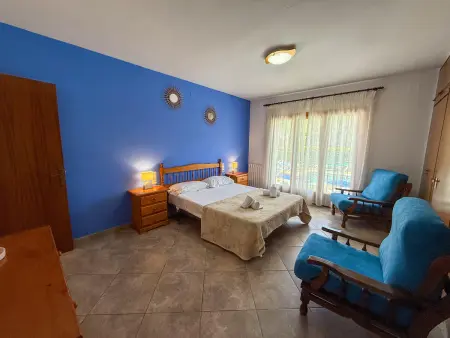 Villa à Tamariu avec Piscine et Solarium, Proche de la Plage - Photo 13