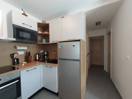 Appartement neuf 2 chambres, parking inclus, proche bus gratuit - Photo 4