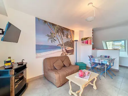Étel - Bel appartement 2 pièces avec balcon, proche des plages et commerces - Photo 5