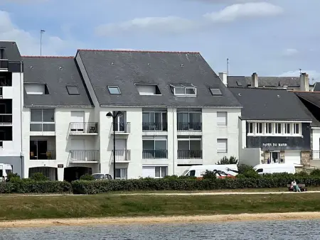 Étel - Bel appartement 2 pièces avec balcon, proche des plages et commerces - Photo 18