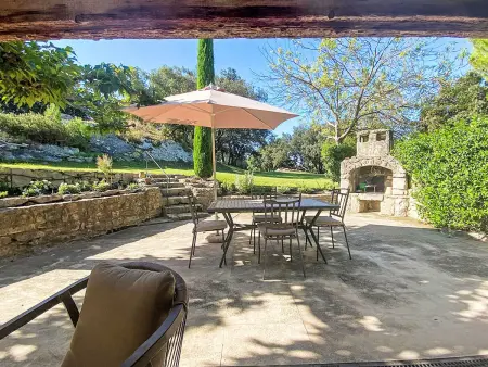 Mas du Castelet, Maison 6 personnes à Fontvieille - Photo 2