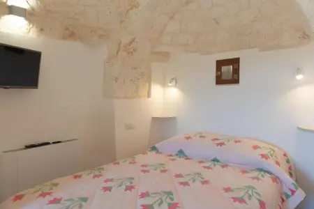 Trulli Cesare in Locorotondo, Trulli en Puglia avec Piscine et Vue - Photo 15