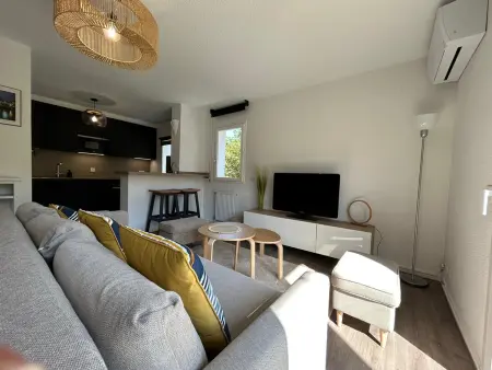 T2 rénové avec terrasse, à 300m de la plage de Socoa - Photo 3