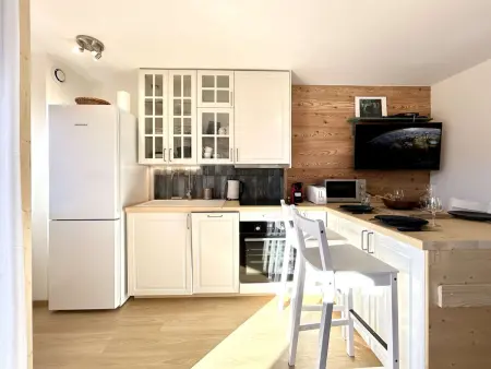 Studio rénové pour 4 pers avec balcon et parking à Briançon - Photo 9