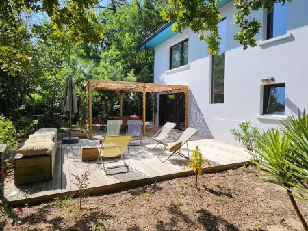 Villa 6 ch. avec sauna, jardin et parking près du Bassin d'Arcachon - Photo 1